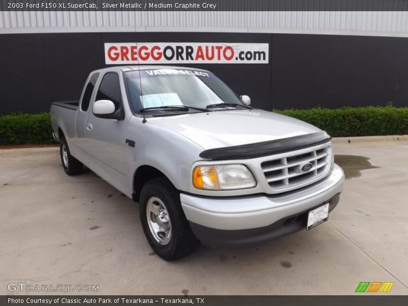 Silver Metallic / Medium Graphite Grey 2003 Ford F150 XL SuperCab