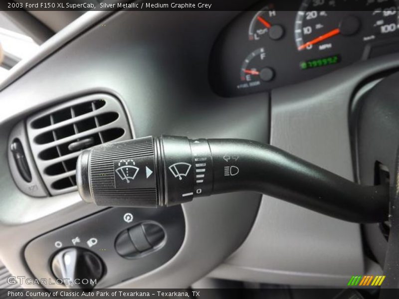 Silver Metallic / Medium Graphite Grey 2003 Ford F150 XL SuperCab