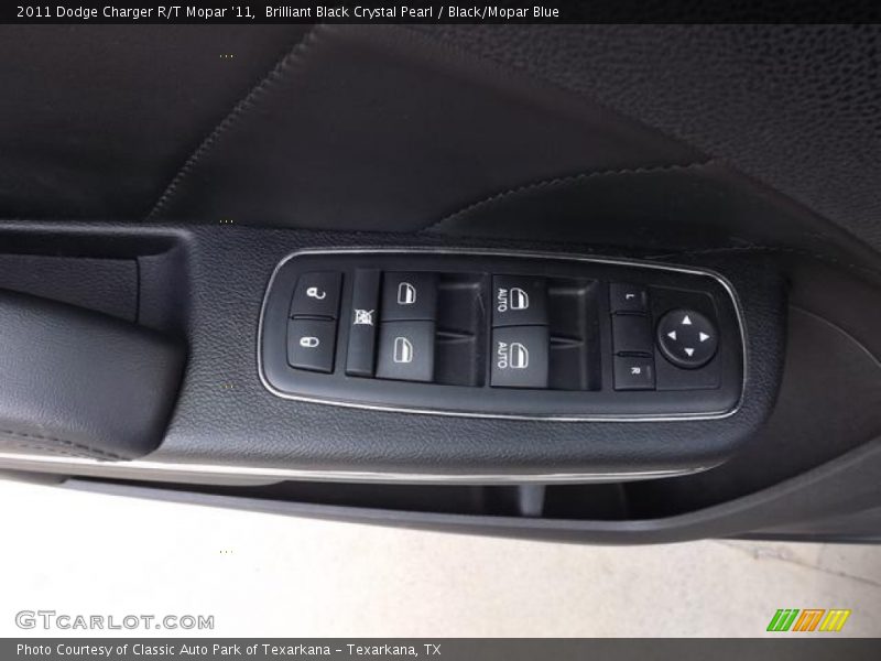 Controls of 2011 Charger R/T Mopar '11