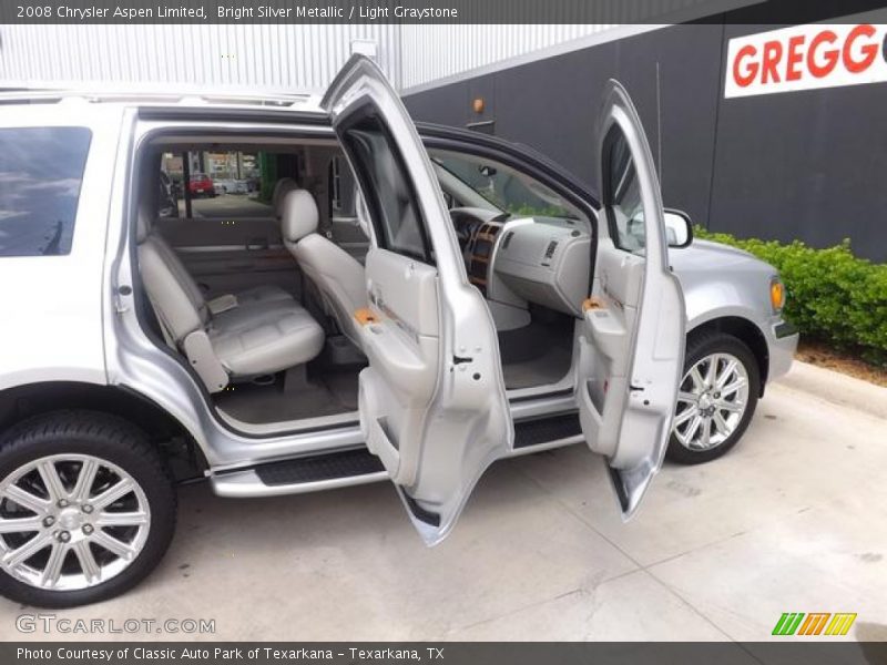 Bright Silver Metallic / Light Graystone 2008 Chrysler Aspen Limited
