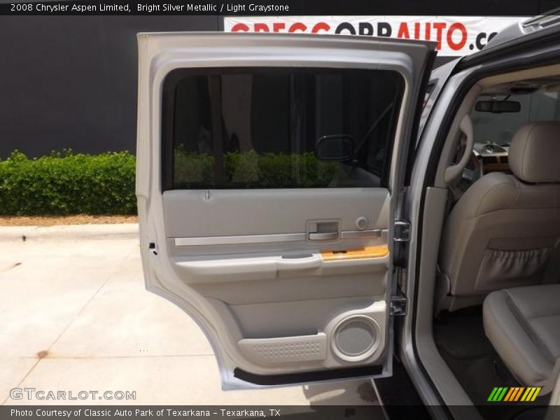Bright Silver Metallic / Light Graystone 2008 Chrysler Aspen Limited