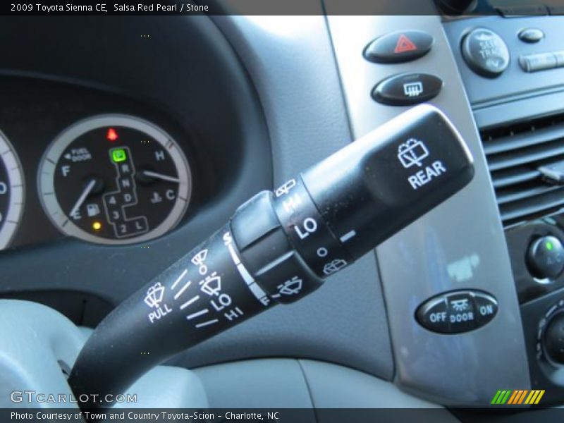 Salsa Red Pearl / Stone 2009 Toyota Sienna CE