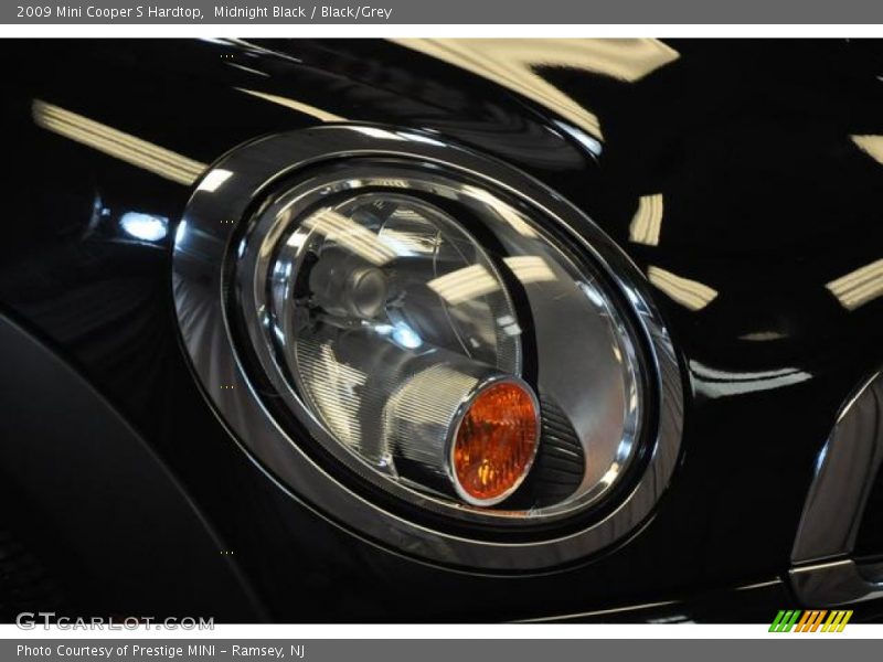 Midnight Black / Black/Grey 2009 Mini Cooper S Hardtop