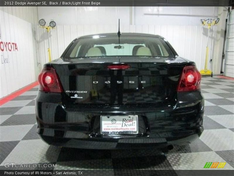 Black / Black/Light Frost Beige 2012 Dodge Avenger SE