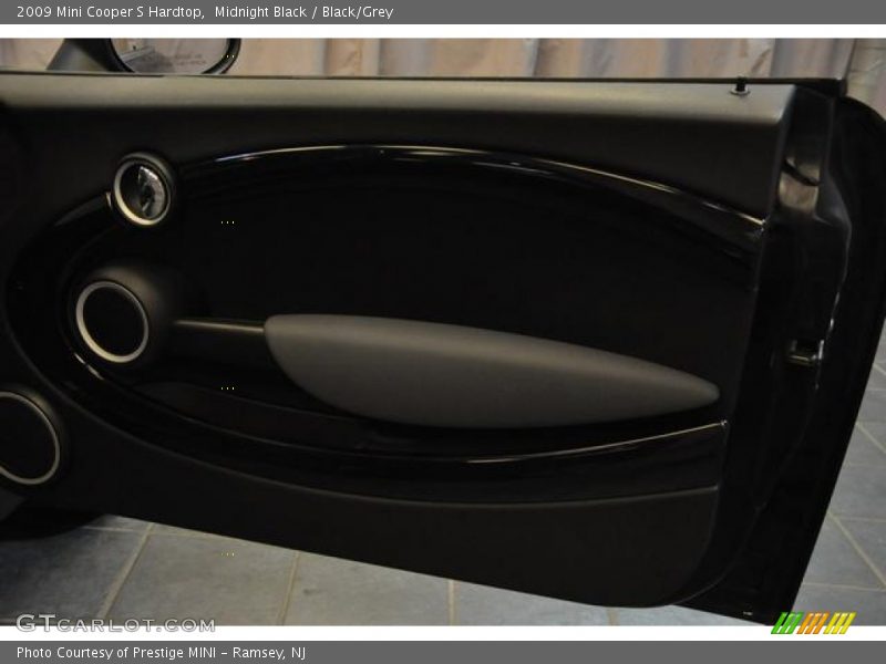 Midnight Black / Black/Grey 2009 Mini Cooper S Hardtop