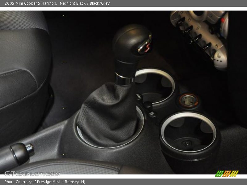 Midnight Black / Black/Grey 2009 Mini Cooper S Hardtop