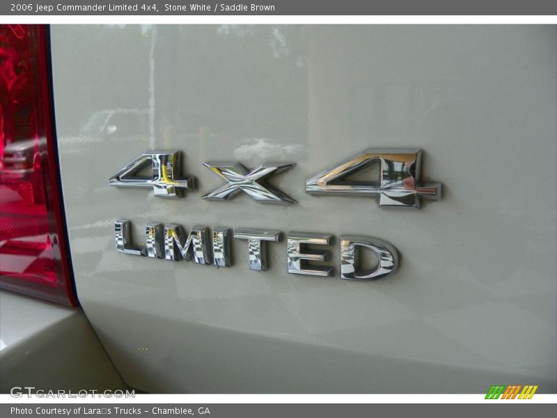  2006 Commander Limited 4x4 Logo