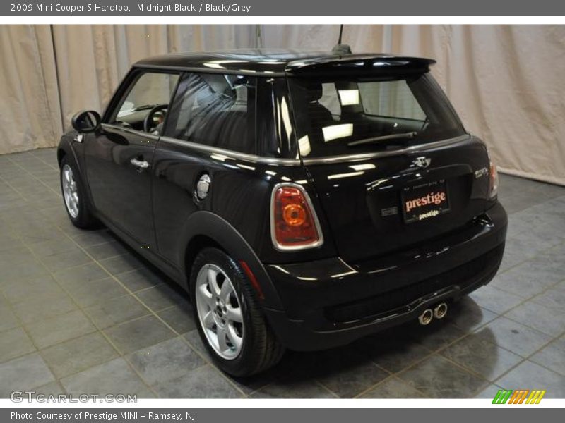 Midnight Black / Black/Grey 2009 Mini Cooper S Hardtop