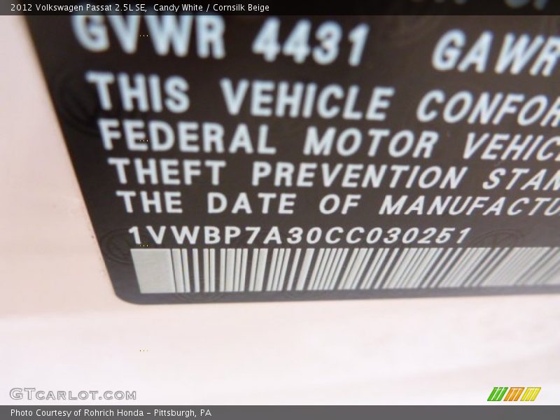 Candy White / Cornsilk Beige 2012 Volkswagen Passat 2.5L SE