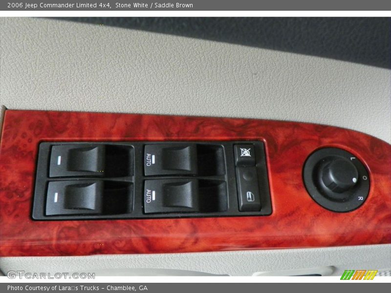 Controls of 2006 Commander Limited 4x4