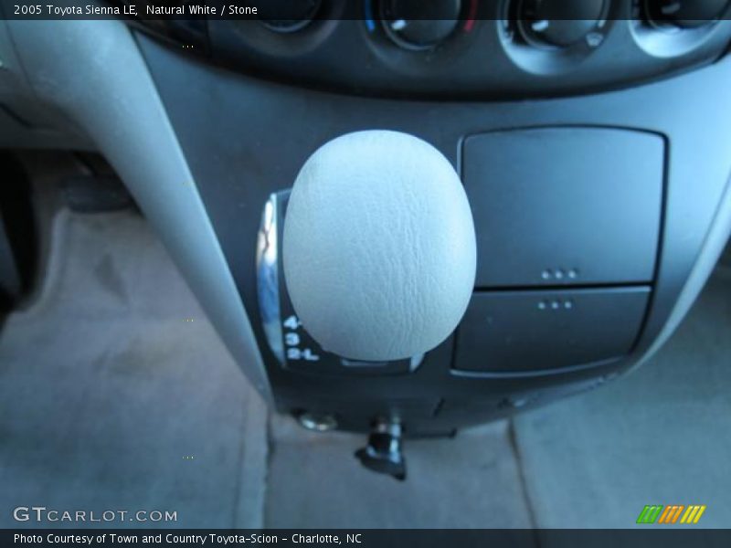 Natural White / Stone 2005 Toyota Sienna LE