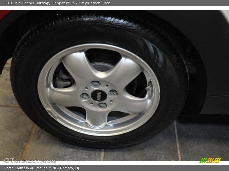 Pepper White / Grey/Carbon Black 2010 Mini Cooper Hardtop