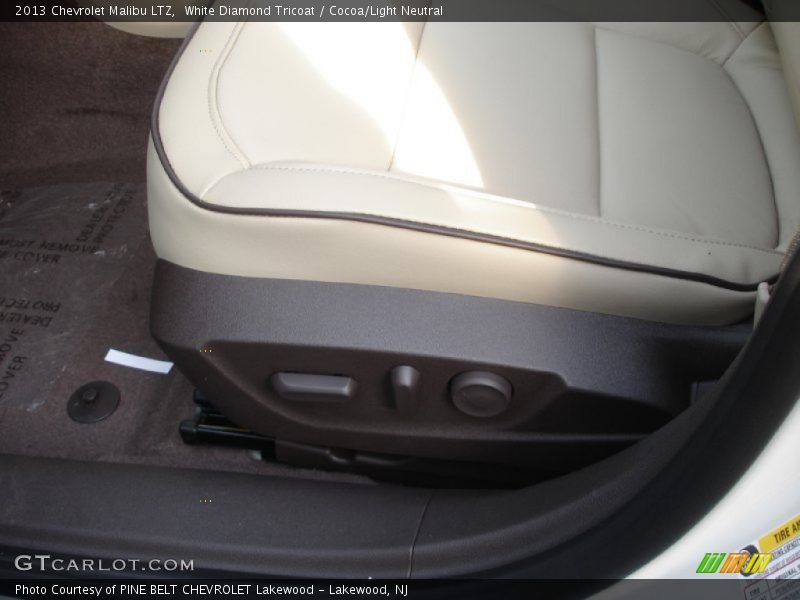 White Diamond Tricoat / Cocoa/Light Neutral 2013 Chevrolet Malibu LTZ