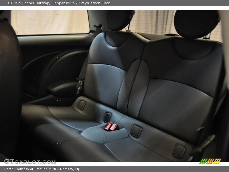 Pepper White / Grey/Carbon Black 2010 Mini Cooper Hardtop