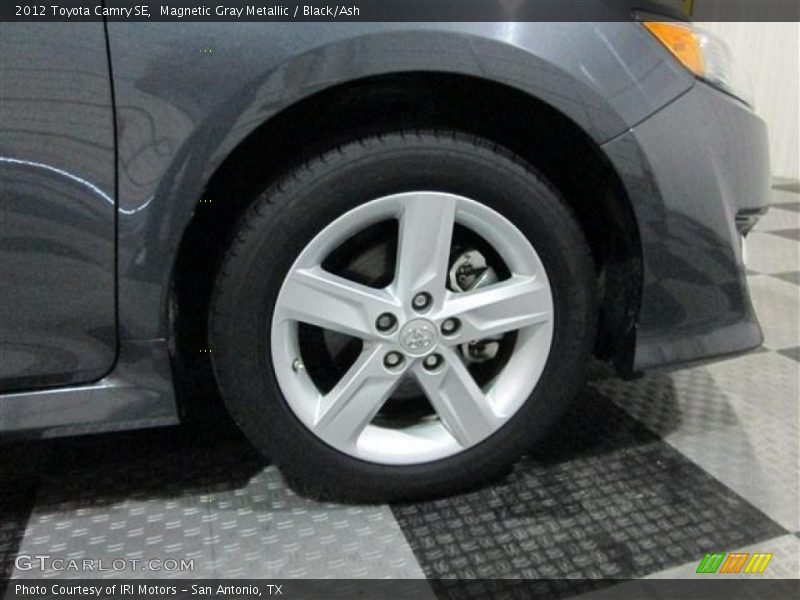 Magnetic Gray Metallic / Black/Ash 2012 Toyota Camry SE