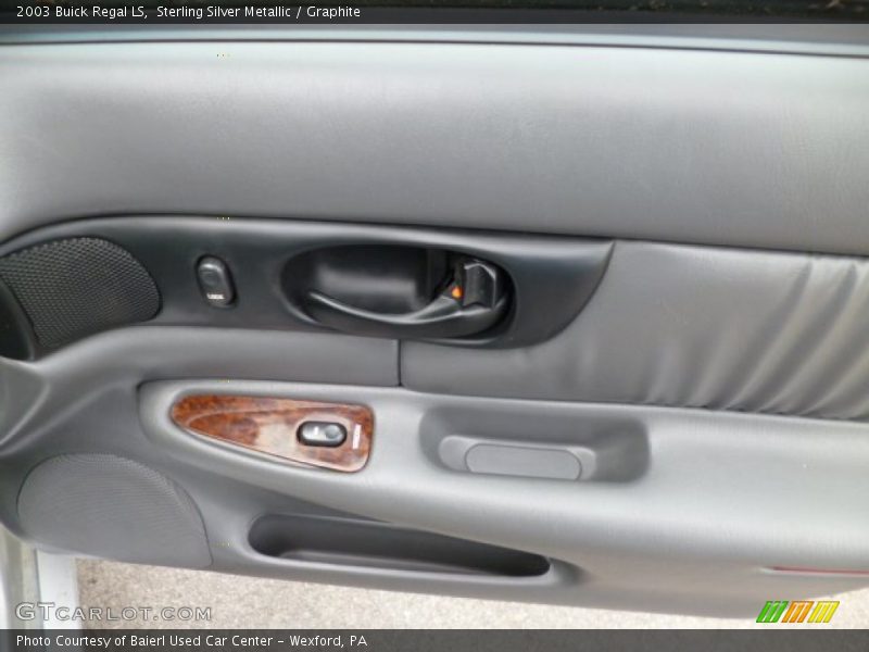 Sterling Silver Metallic / Graphite 2003 Buick Regal LS