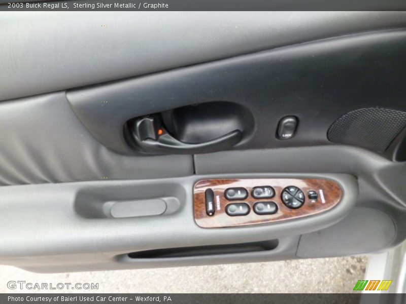 Sterling Silver Metallic / Graphite 2003 Buick Regal LS