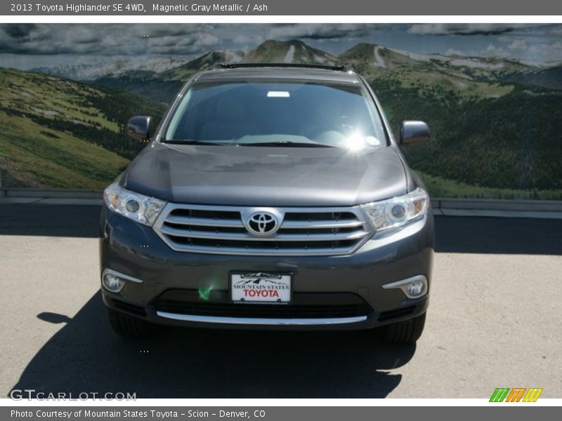 Magnetic Gray Metallic / Ash 2013 Toyota Highlander SE 4WD