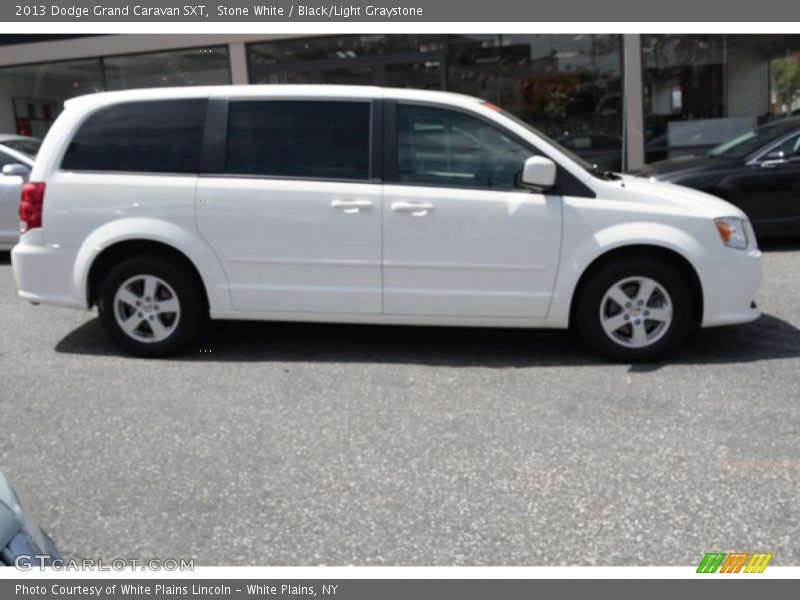 Stone White / Black/Light Graystone 2013 Dodge Grand Caravan SXT
