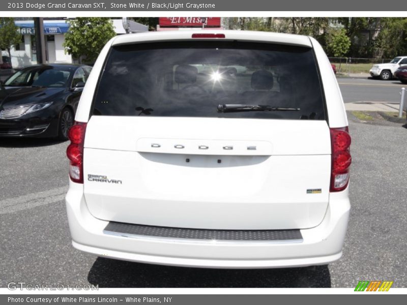 Stone White / Black/Light Graystone 2013 Dodge Grand Caravan SXT