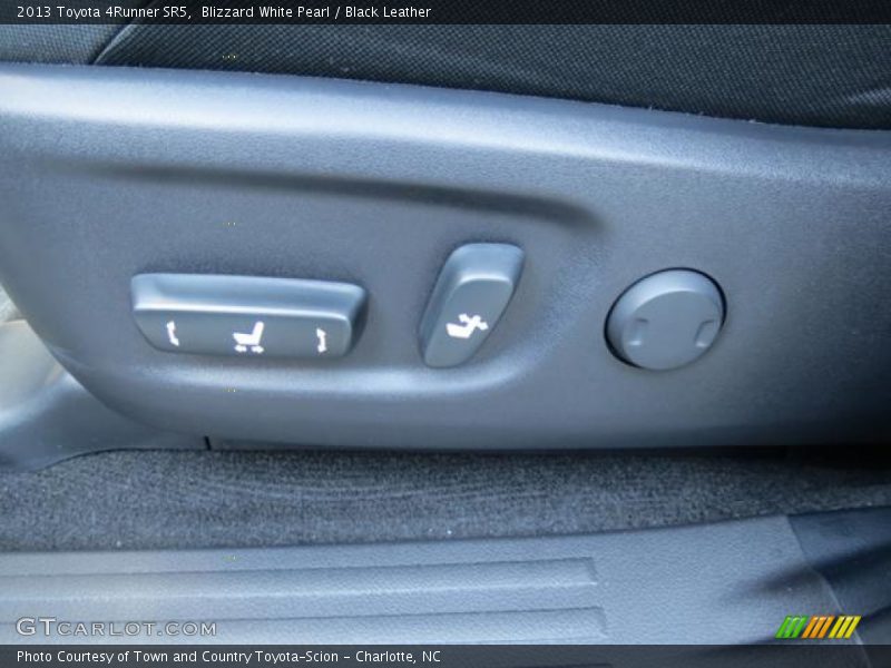 Blizzard White Pearl / Black Leather 2013 Toyota 4Runner SR5