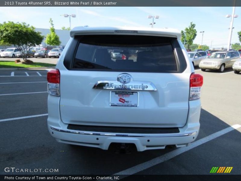 Blizzard White Pearl / Black Leather 2013 Toyota 4Runner SR5
