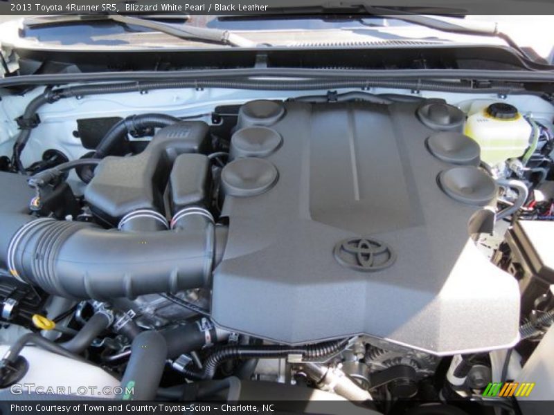 Blizzard White Pearl / Black Leather 2013 Toyota 4Runner SR5