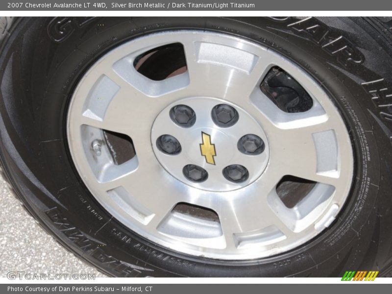 Silver Birch Metallic / Dark Titanium/Light Titanium 2007 Chevrolet Avalanche LT 4WD