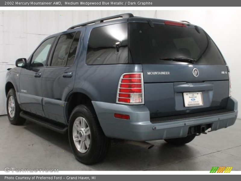 Medium Wedgewood Blue Metallic / Dark Graphite 2002 Mercury Mountaineer AWD