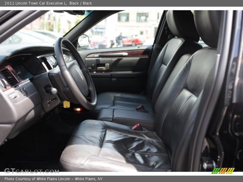  2011 Town Car Executive L Black Interior