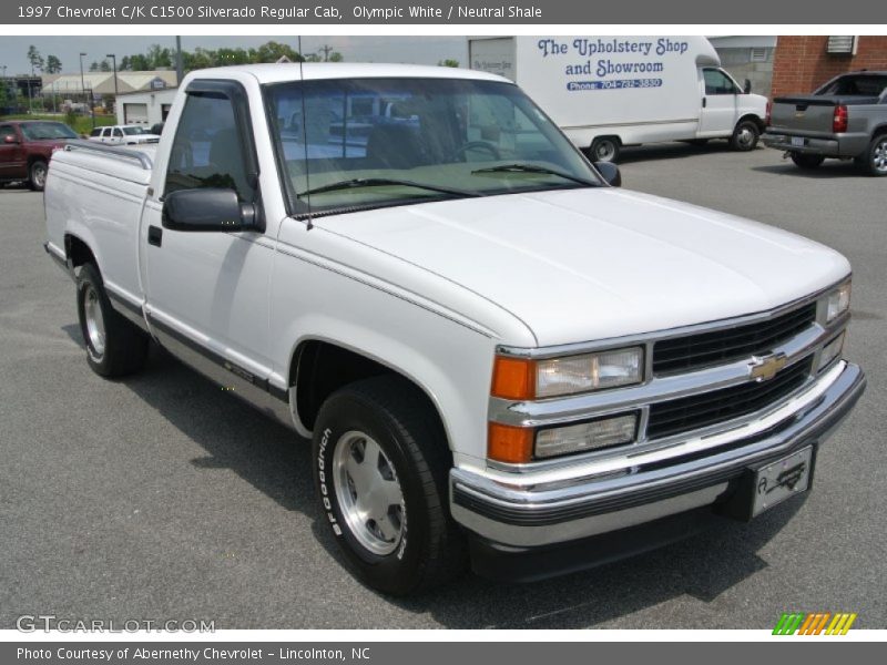 Olympic White / Neutral Shale 1997 Chevrolet C/K C1500 Silverado Regular Cab