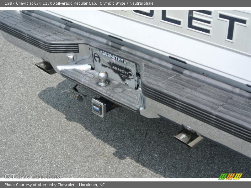 Olympic White / Neutral Shale 1997 Chevrolet C/K C1500 Silverado Regular Cab