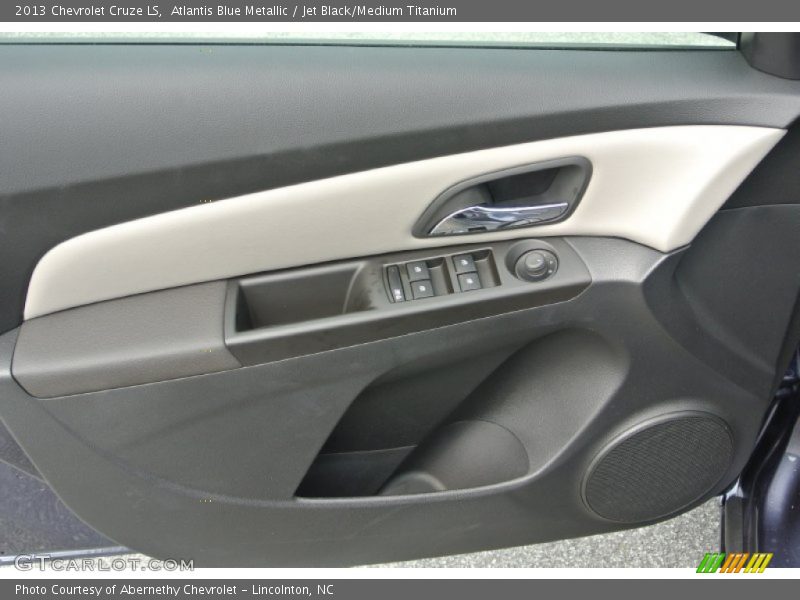 Atlantis Blue Metallic / Jet Black/Medium Titanium 2013 Chevrolet Cruze LS