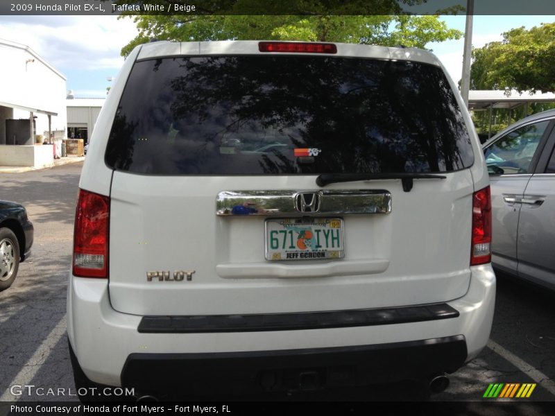 Taffeta White / Beige 2009 Honda Pilot EX-L