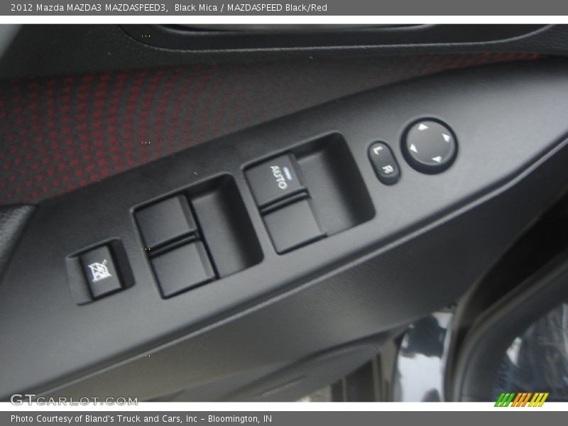 Black Mica / MAZDASPEED Black/Red 2012 Mazda MAZDA3 MAZDASPEED3