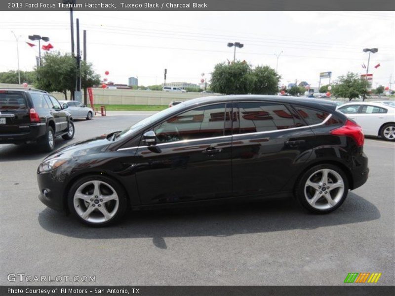 Tuxedo Black / Charcoal Black 2013 Ford Focus Titanium Hatchback