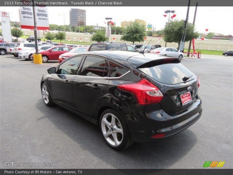 Tuxedo Black / Charcoal Black 2013 Ford Focus Titanium Hatchback