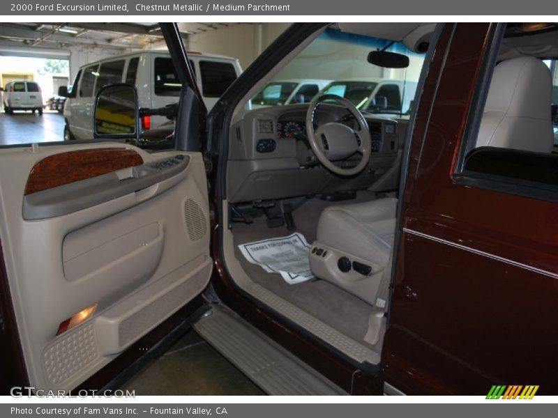 Chestnut Metallic / Medium Parchment 2000 Ford Excursion Limited