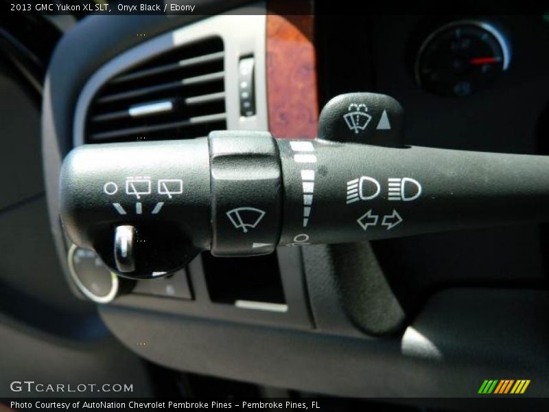 Onyx Black / Ebony 2013 GMC Yukon XL SLT