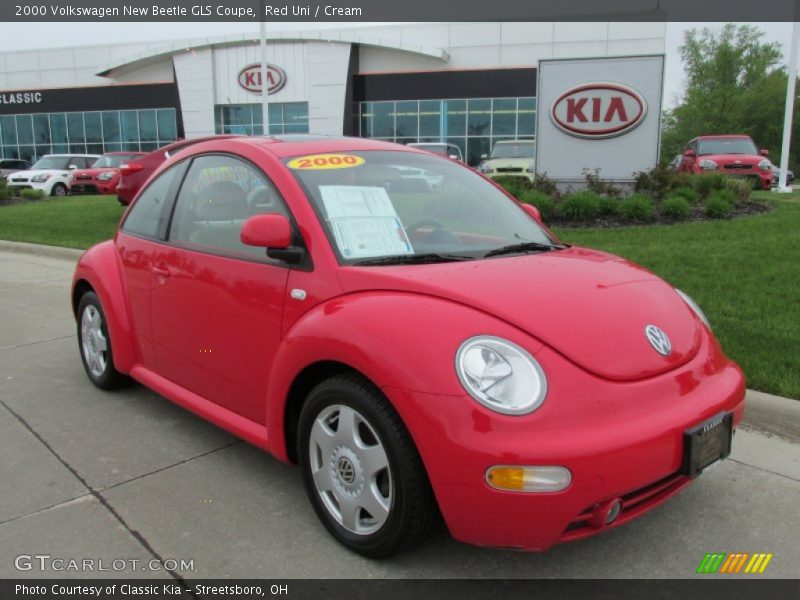 Red Uni / Cream 2000 Volkswagen New Beetle GLS Coupe