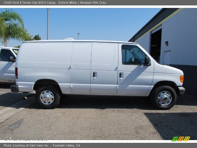 Oxford White / Medium Flint Grey 2006 Ford E Series Van E350 Cargo