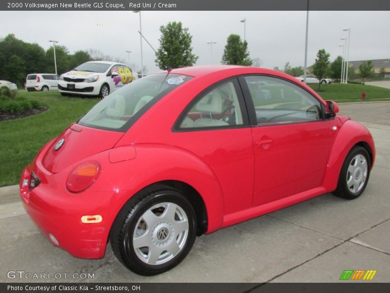 Red Uni / Cream 2000 Volkswagen New Beetle GLS Coupe