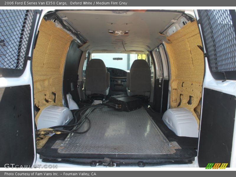 Oxford White / Medium Flint Grey 2006 Ford E Series Van E350 Cargo
