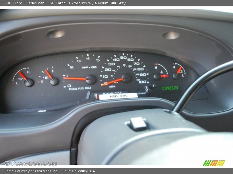 Oxford White / Medium Flint Grey 2006 Ford E Series Van E350 Cargo