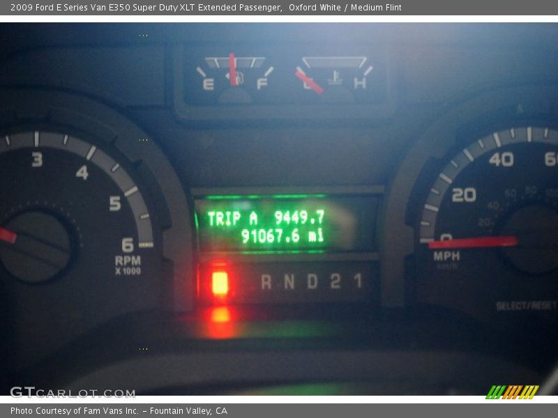 Oxford White / Medium Flint 2009 Ford E Series Van E350 Super Duty XLT Extended Passenger