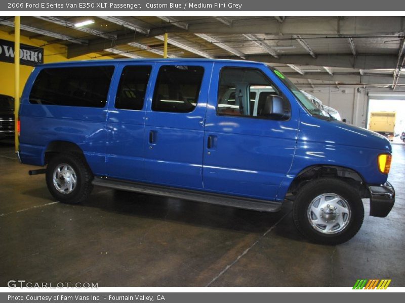 Custom Blue / Medium Flint Grey 2006 Ford E Series Van E350 XLT Passenger