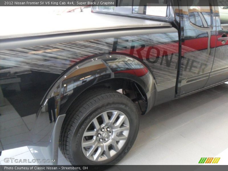 Super Black / Graphite 2012 Nissan Frontier SV V6 King Cab 4x4