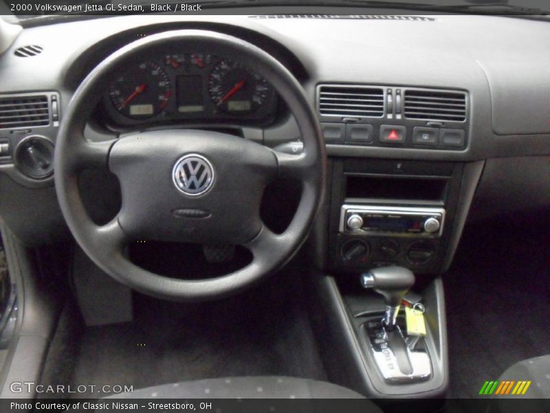 Black / Black 2000 Volkswagen Jetta GL Sedan