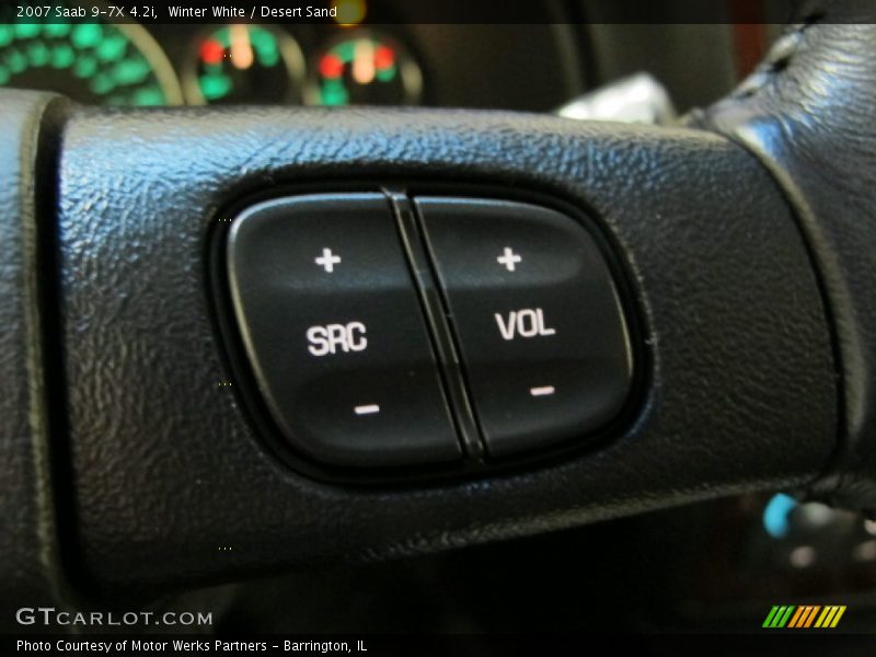 Winter White / Desert Sand 2007 Saab 9-7X 4.2i