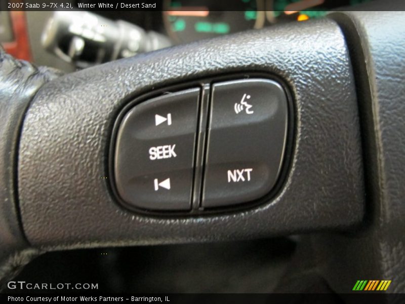 Winter White / Desert Sand 2007 Saab 9-7X 4.2i